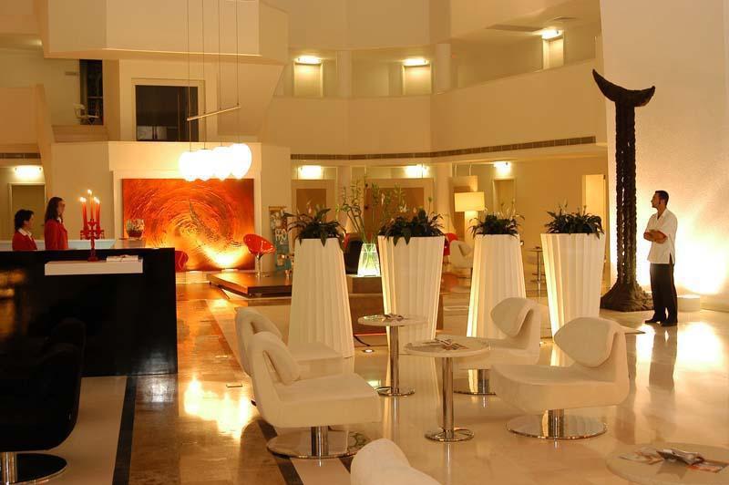 Sisus Hotel Çeşme Interior foto